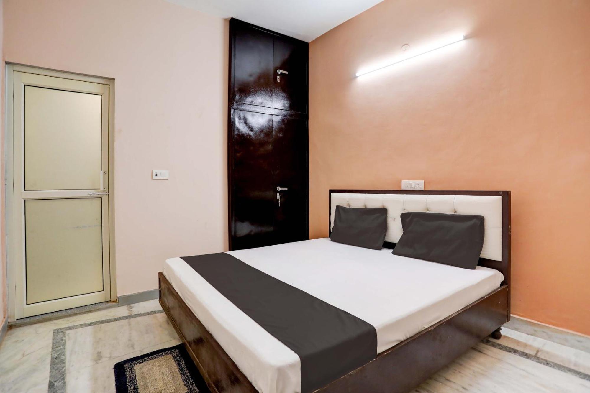 Hotel O Tilak Hotel 24 Sector 27 Near By Vinayak Hospital Gali No-6 Noida Exterior photo