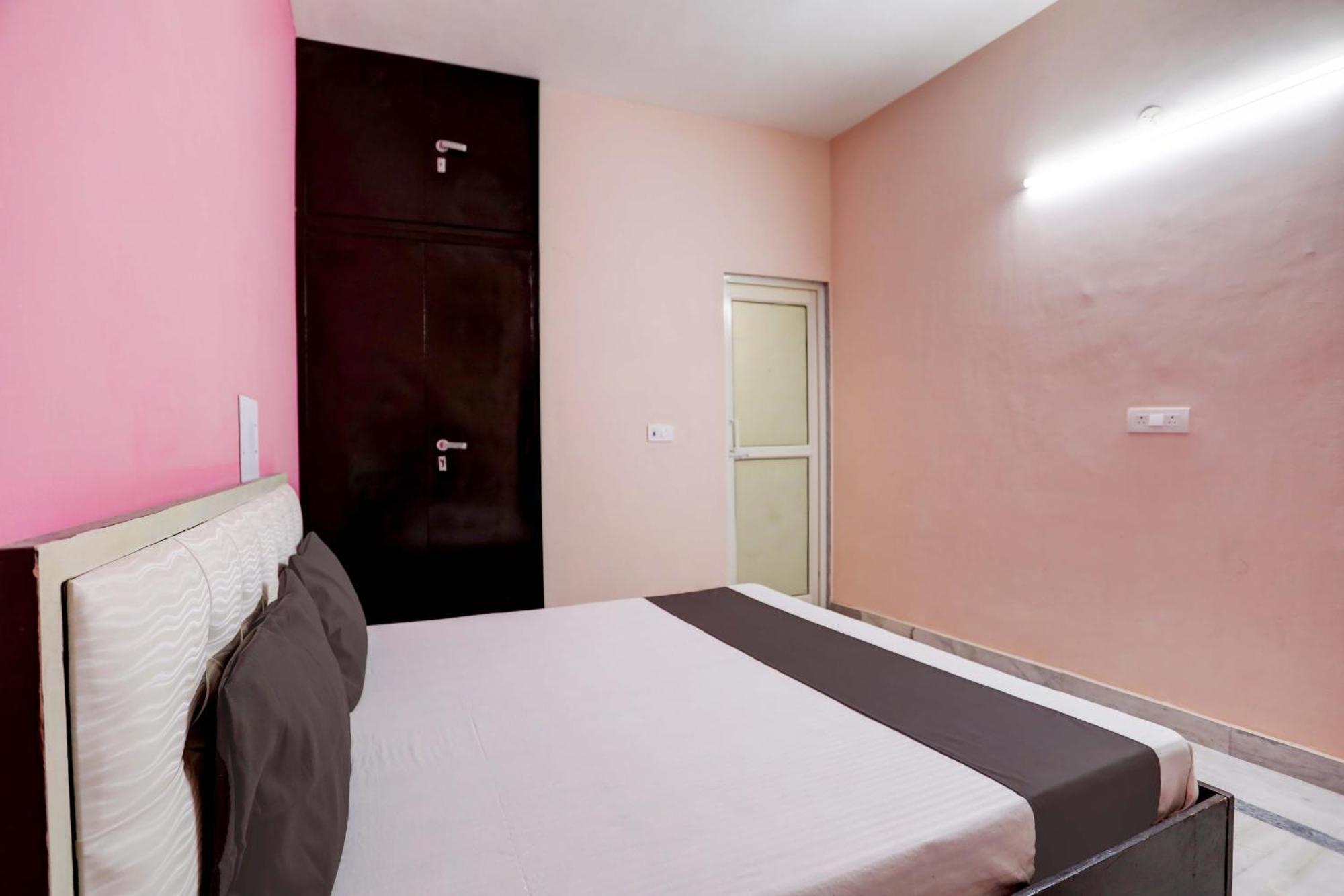 Hotel O Tilak Hotel 24 Sector 27 Near By Vinayak Hospital Gali No-6 Noida Exterior photo