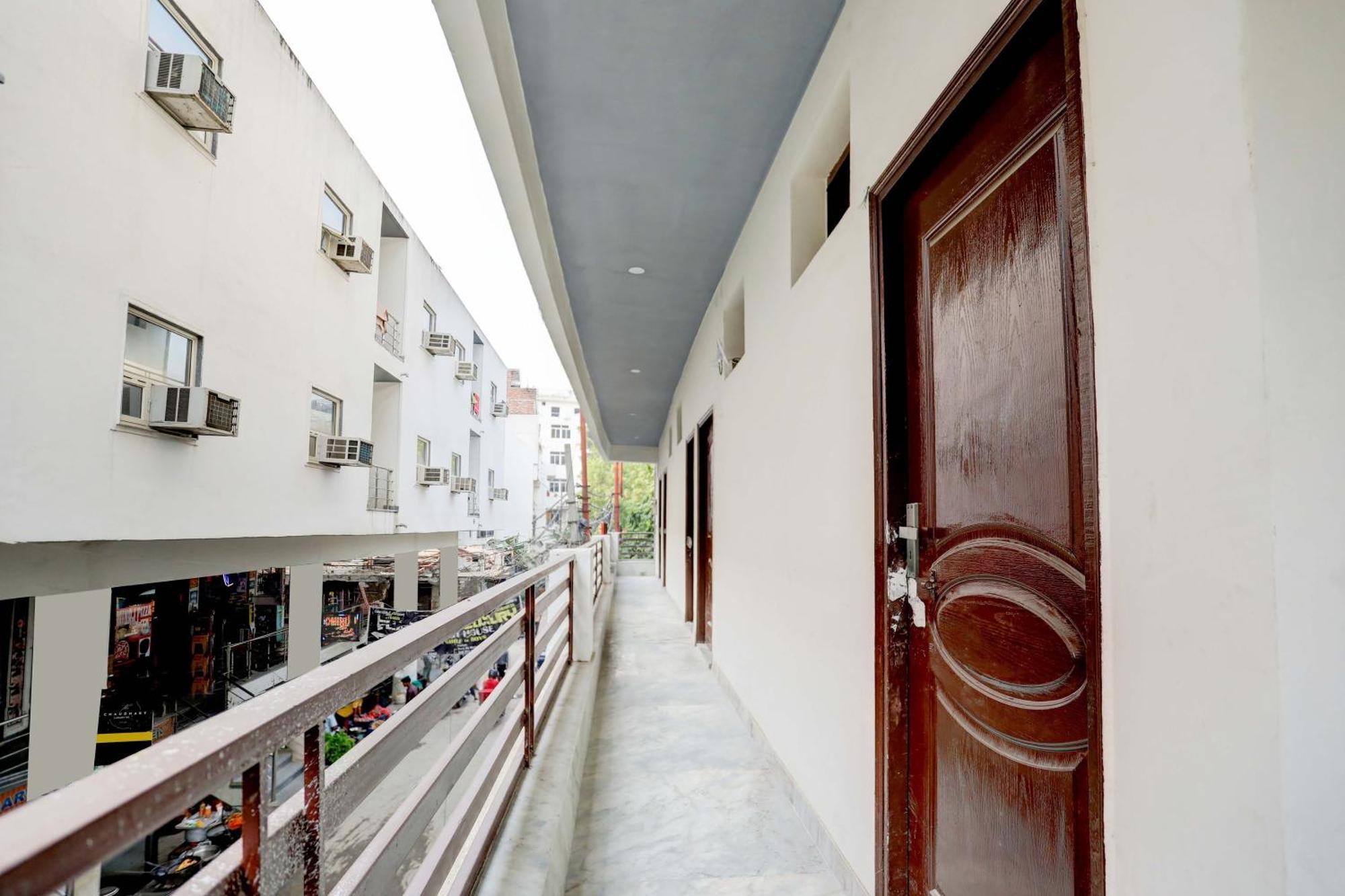 Hotel O Tilak Hotel 24 Sector 27 Near By Vinayak Hospital Gali No-6 Noida Exterior photo