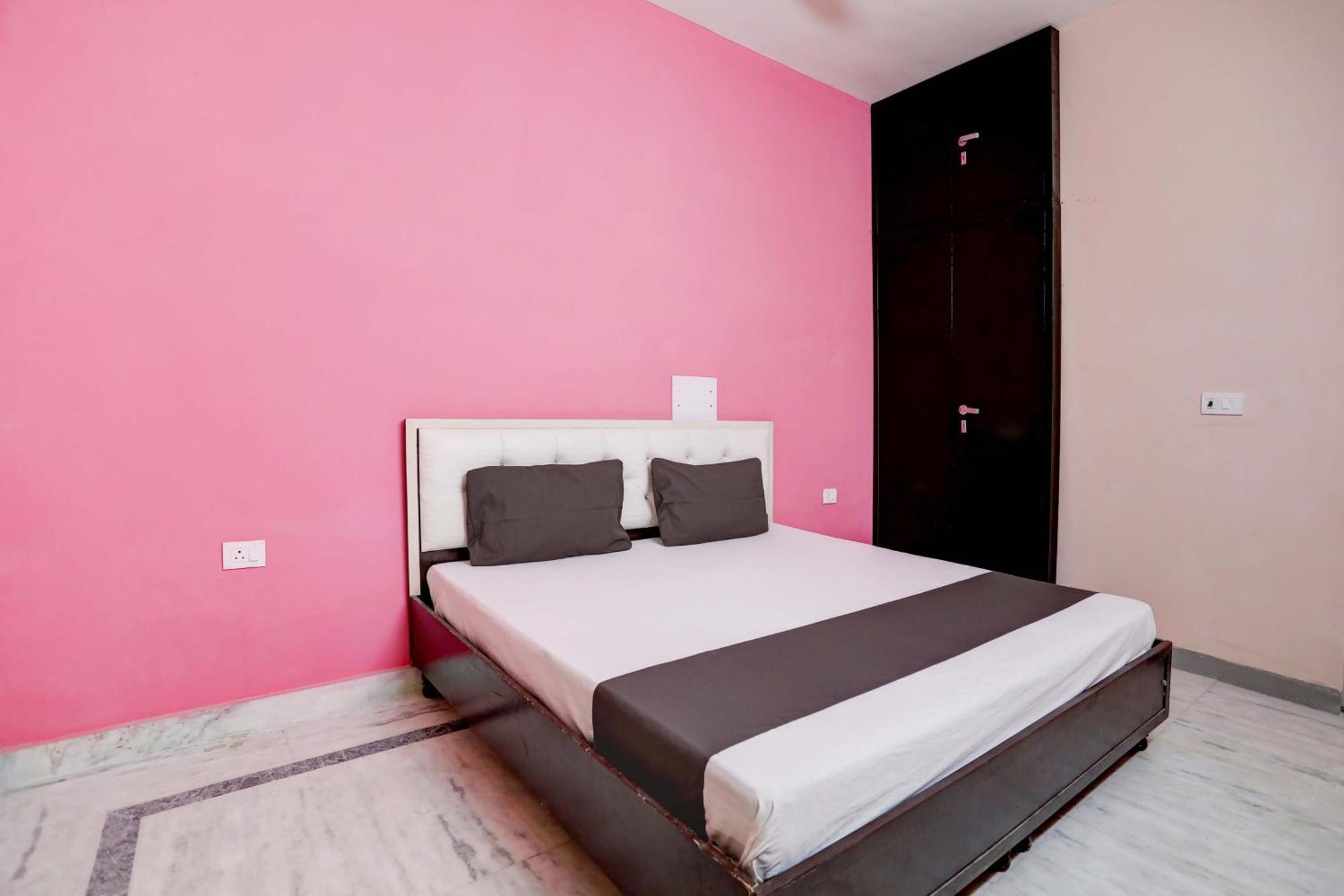 Hotel O Tilak Hotel 24 Sector 27 Near By Vinayak Hospital Gali No-6 Noida Exterior photo